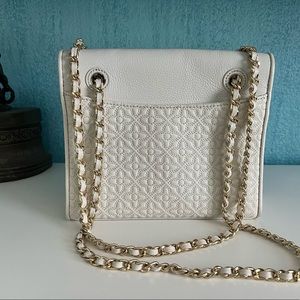 Tory Burch shoulder/crossbody bag. Excellent condition. Used maybe twice.